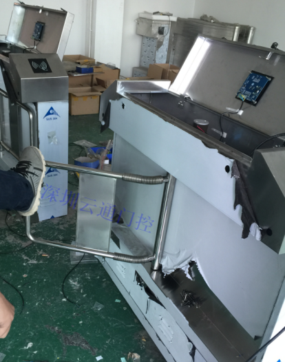 擺閘擺臂擺桿，彈簧可以彎的擺閘，防撞擺臂擺閘